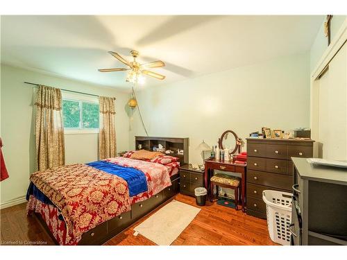 511 Briarhill Avenue, London, ON - Indoor Photo Showing Bedroom