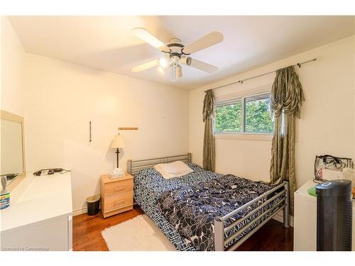 511 Briarhill Avenue, London, ON - Indoor Photo Showing Bedroom