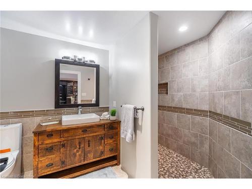 46 Sea Breeze Drive, Port Dover, ON - Indoor Photo Showing Bathroom