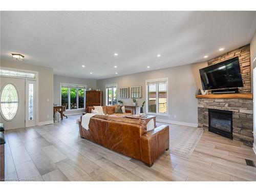 46 Sea Breeze Drive, Port Dover, ON - Indoor Photo Showing Living Room With Fireplace