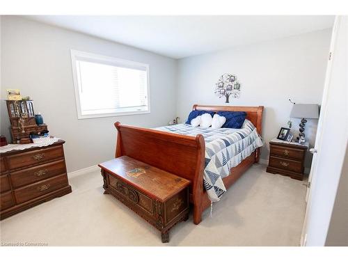 20 Springstead Avenue, Hamilton, ON - Indoor Photo Showing Bedroom