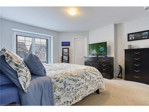 61 Waterview Lane, Grimsby, ON - Indoor Photo Showing Bedroom