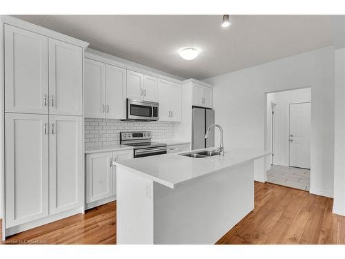 1318 Caen Avenue, Woodstock, ON - Indoor Photo Showing Kitchen With Double Sink With Upgraded Kitchen