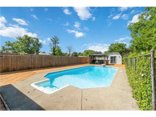 679 Niagara Street N, Welland, ON - Outdoor With In Ground Pool With Backyard