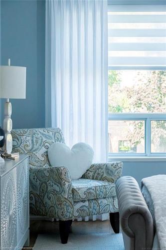 208-5188 Lakeshore Road, Burlington, ON - Indoor Photo Showing Bedroom