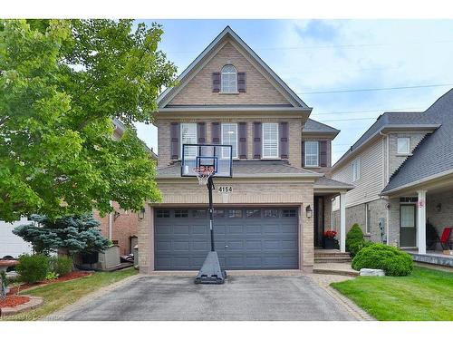 4154 Saunders Crescent, Burlington, ON - Outdoor With Facade