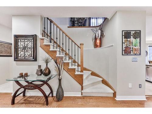 4154 Saunders Crescent, Burlington, ON - Indoor Photo Showing Other Room