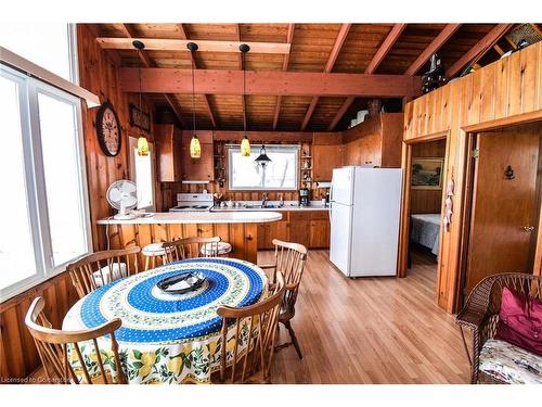 13 Erie Heights Line, Dunnville, ON - Indoor Photo Showing Dining Room