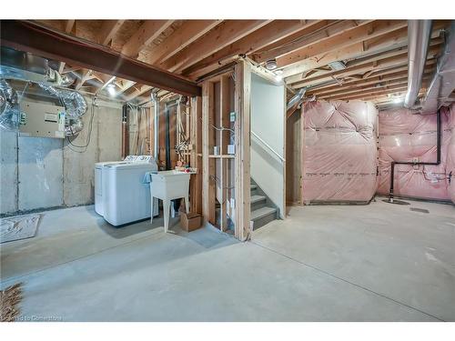 3955 Crown Street, Beamsville, ON - Indoor Photo Showing Basement