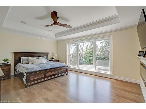 240 Pine Cove Road, Burlington, ON - Indoor Photo Showing Bedroom