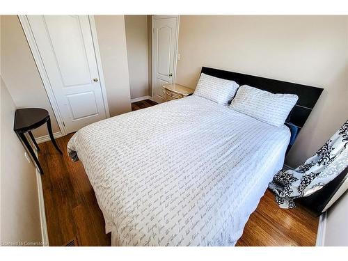 3 Hartland Road, Hamilton, ON - Indoor Photo Showing Bedroom