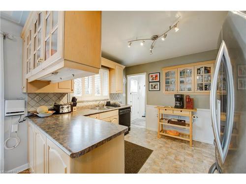 3 Joysey Street, Brantford, ON - Indoor Photo Showing Kitchen