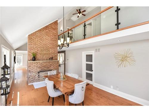 25 Hammond Road, Brant, ON - Indoor Photo Showing Dining Room