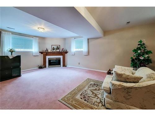 31 Foxmeadow Drive, Hamilton, ON - Indoor With Fireplace