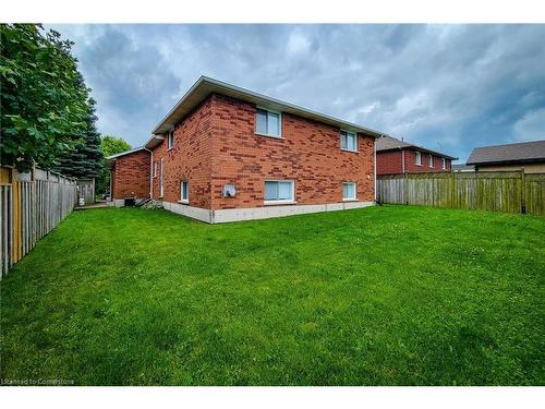 31 Foxmeadow Drive, Hamilton, ON - Outdoor