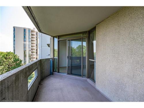 503-5090 Pinedale Avenue, Burlington, ON - Outdoor With Balcony With Exterior