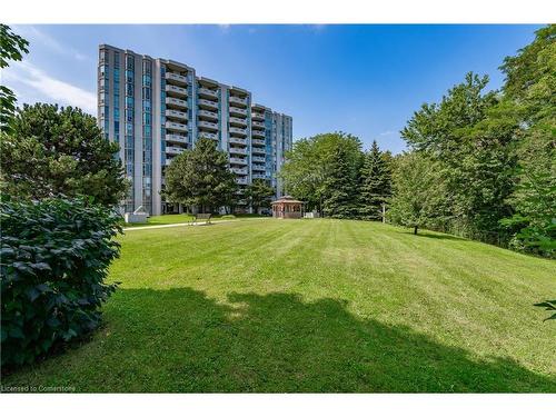 503-5090 Pinedale Avenue, Burlington, ON - Outdoor