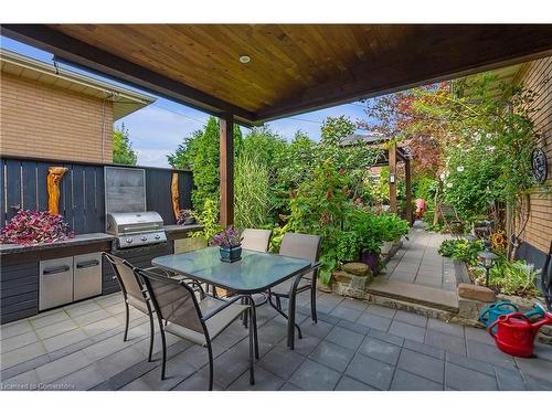 124 Nash Road S, Hamilton, ON - Outdoor With Deck Patio Veranda With Exterior