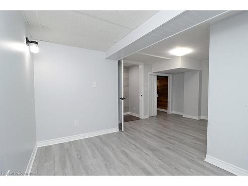 873 Upper Wellington Street E, Hamilton, ON - Indoor Photo Showing Other Room