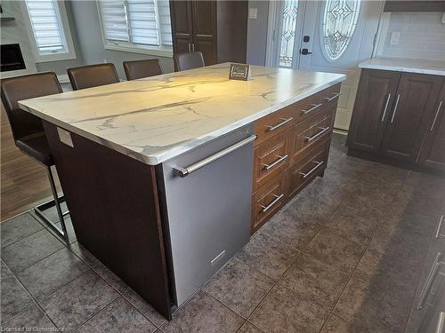 873 Upper Wellington Street E, Hamilton, ON - Indoor Photo Showing Kitchen