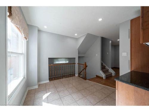 84 Alconbury Drive, Hamilton, ON - Indoor Photo Showing Other Room