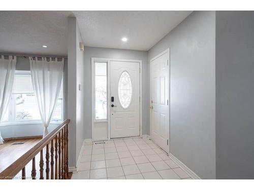 84 Alconbury Drive, Hamilton, ON - Indoor Photo Showing Other Room