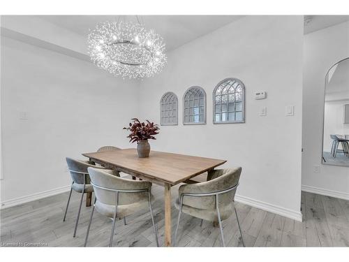 7 Roseberry Lane, Kitchener, ON - Indoor Photo Showing Dining Room