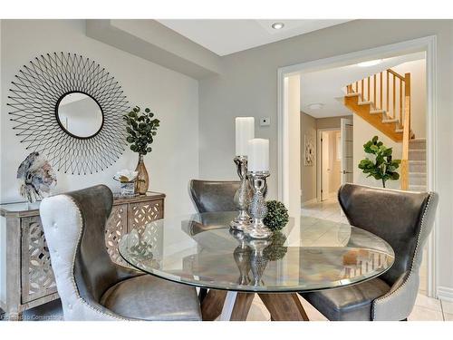 162 Silverlace Circle, Stoney Creek, ON - Indoor Photo Showing Dining Room