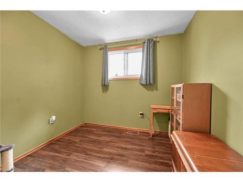 30 Hopewell Crescent, Hamilton, ON - Indoor Photo Showing Other Room