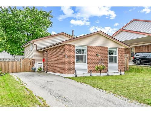 30 Hopewell Crescent, Hamilton, ON - Outdoor With Exterior