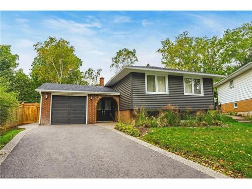 2437 Exeter Crescent, Burlington, ON 