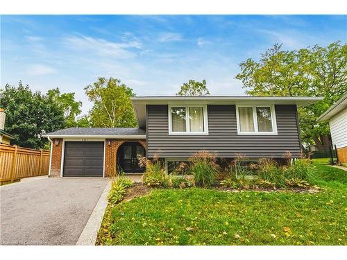 2437 Exeter Crescent, Burlington, ON 