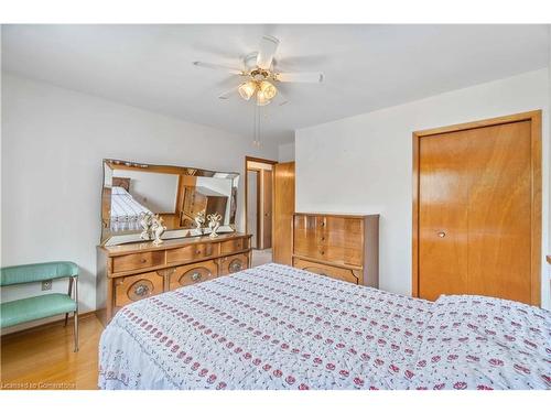 178 San Remo Drive, Hamilton, ON - Indoor Photo Showing Bedroom