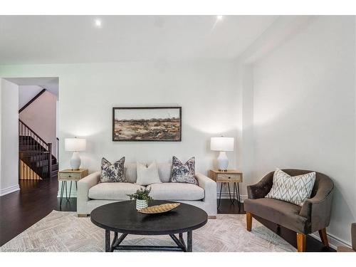 912 Forest Creek Court, Kitchener, ON - Indoor Photo Showing Living Room