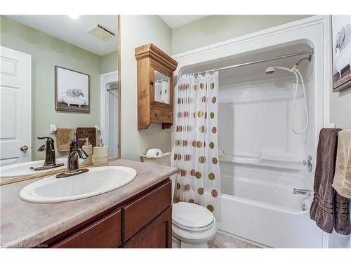 2141 Ghent Avenue, Burlington, ON - Indoor Photo Showing Bathroom