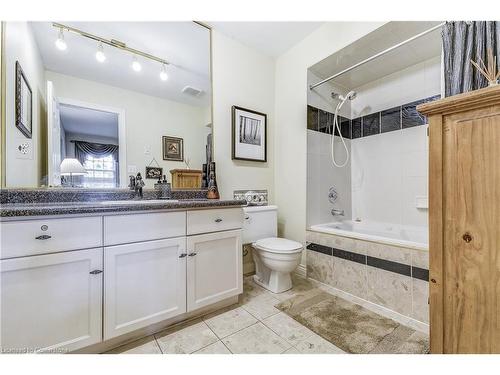 2141 Ghent Avenue, Burlington, ON - Indoor Photo Showing Bathroom