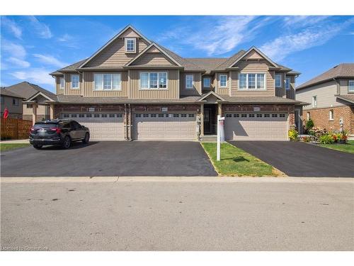 6411 Shapton Crescent, Niagara Falls, ON - Outdoor With Facade