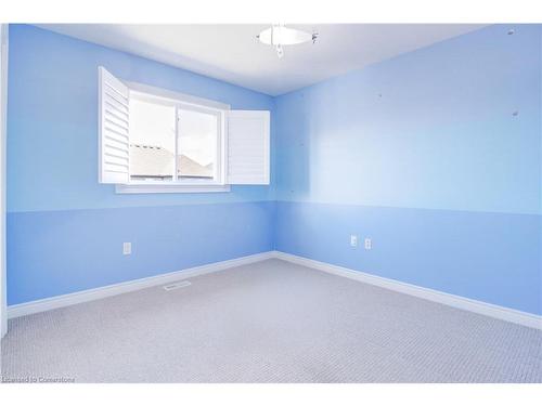 6411 Shapton Crescent, Niagara Falls, ON - Indoor Photo Showing Other Room