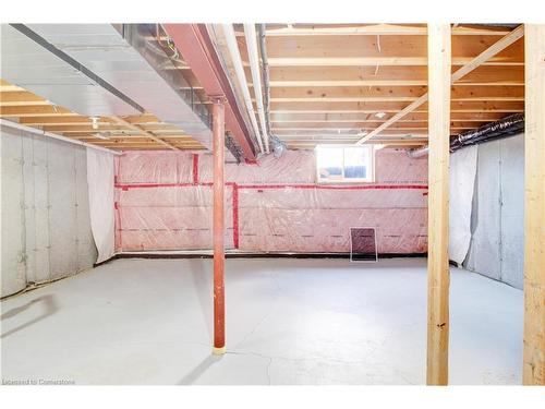 6411 Shapton Crescent, Niagara Falls, ON - Indoor Photo Showing Basement