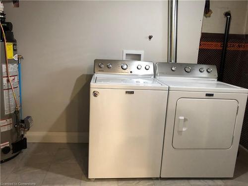 Lower Unit-180 Tolton Avenue, Hamilton, ON - Indoor Photo Showing Laundry Room