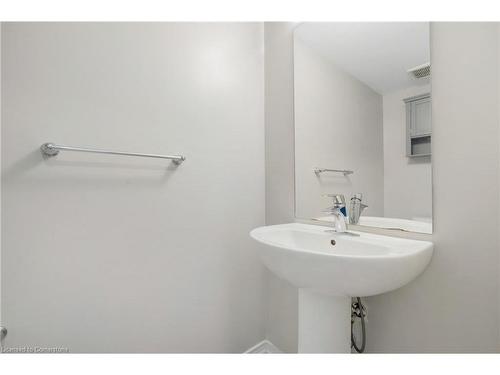 170 Esther Crescent, Thorold, ON - Indoor Photo Showing Bathroom