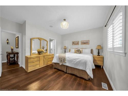 165 Woodway Trail, Simcoe, ON - Indoor Photo Showing Bedroom