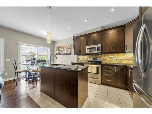 165 Woodway Trail, Simcoe, ON - Indoor Photo Showing Kitchen With Upgraded Kitchen