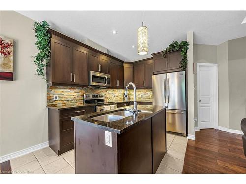 165 Woodway Trail, Simcoe, ON - Indoor Photo Showing Kitchen With Double Sink With Upgraded Kitchen