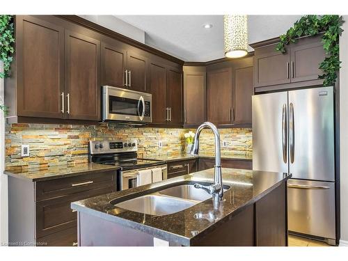 165 Woodway Trail, Simcoe, ON - Indoor Photo Showing Kitchen With Double Sink With Upgraded Kitchen