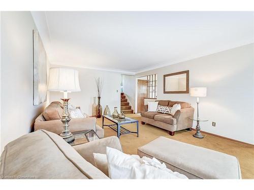 69 Orphir Road, Hamilton, ON - Indoor Photo Showing Living Room