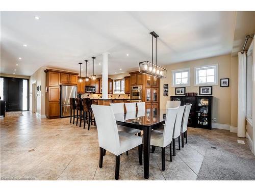 2062 Gordie Tapp Crescent, Burlington, ON - Indoor Photo Showing Dining Room