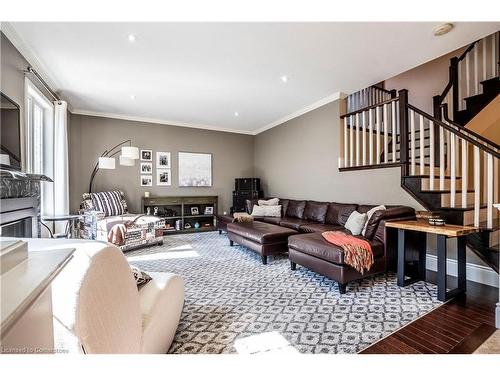 2062 Gordie Tapp Crescent, Burlington, ON - Indoor Photo Showing Living Room