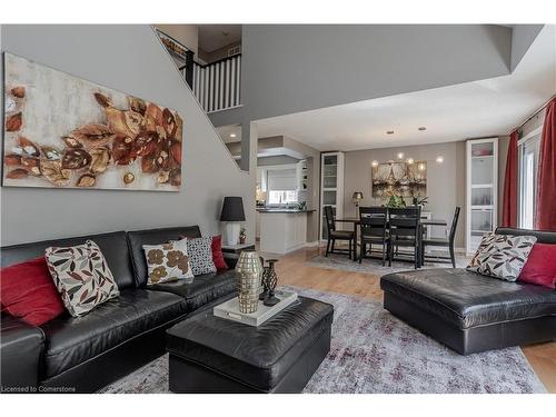 2057 Grovetree Lane, Burlington, ON - Indoor Photo Showing Living Room