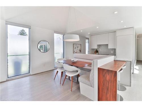 1427 Birch Avenue, Burlington, ON - Indoor Photo Showing Dining Room